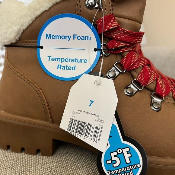 NEW lace up Boots Sz 7 Memory Foam Temperature Rated - Picture 2 of 10
